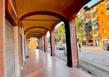 Zona - Negozio via Giuseppe Massarenti, 177, Bologna (zona Massarenti) - foto 1