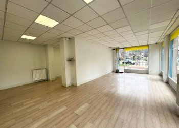 Interno non residenziale - Shop via Capua, 1, Torino (neighborhood Borgo Vittoria) - photo 2