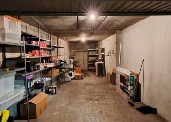 Cantina - Box strada del Lionetto, 16, Torino (zona Parella) - foto 3