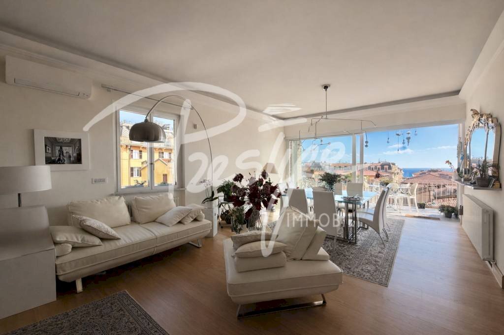 Salone - Attico La Spezia (zona Centro Storico) - foto 3