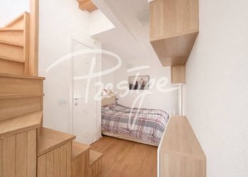 Camera da letto - Attico La Spezia (zona Centro Storico) - foto 25