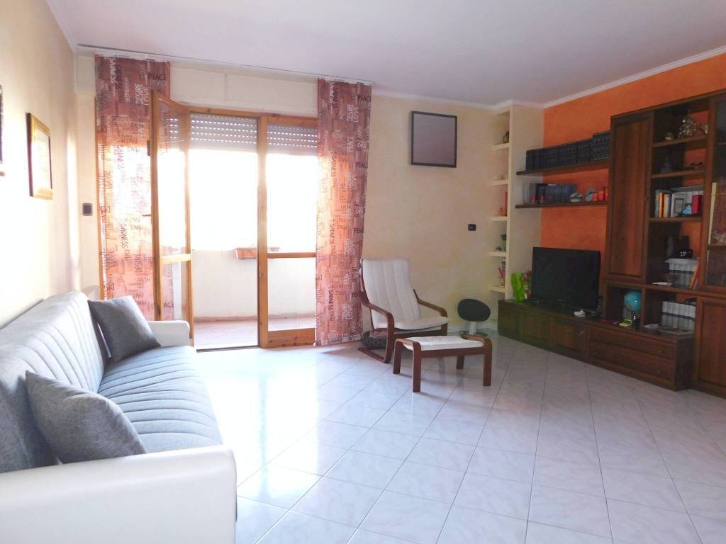 Salone - Quadrilocale via di Grotta Perfetta, Roma - foto 3