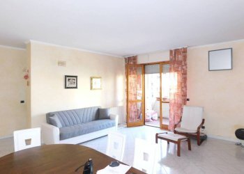 Salone - Quadrilocale via di Grotta Perfetta, Roma - foto 4