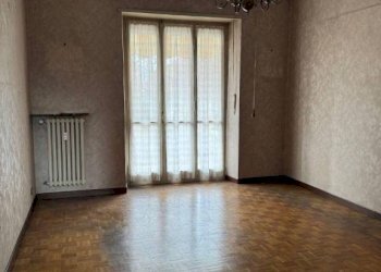 Camera da letto - Trilocale via Saluzzo, 131, Pinerolo - foto 4