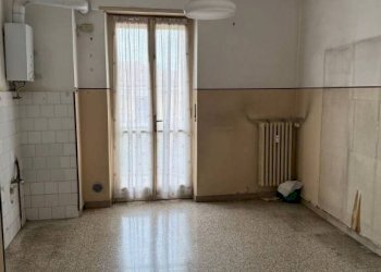 Cucina - Trilocale via Saluzzo, 131, Pinerolo - foto 10