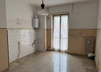Cucina - Trilocale via Saluzzo, 131, Pinerolo - foto 11