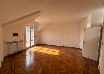 attico in locazione genova albaro viale francesco  - Attic viale Francesco Gambaro, Genova (neighborhood Albaro) - photo 8