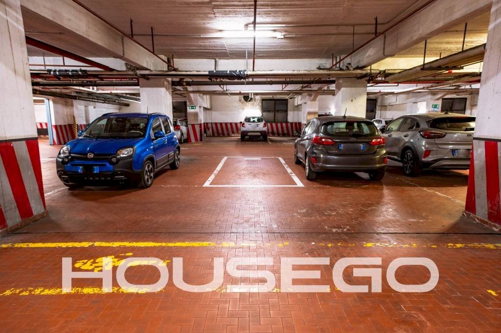 Posto macchina - Box via Antonio Cantore, 8g, Genova (zona Sampierdarena) - foto 1