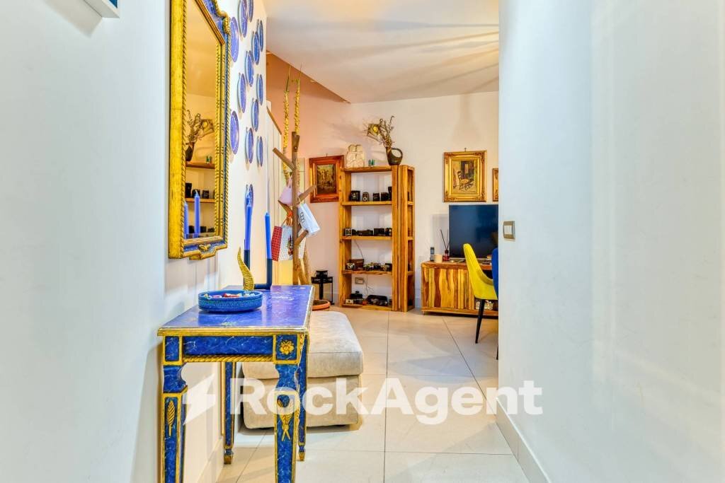 Quadrilocale via Laura Mancini Oliva, Napoli (zona Quartieri Spagnoli) - foto 3