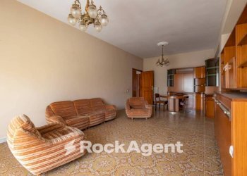 Trilocale via Conti di Loritello, 9/B, Catanzaro - foto 3