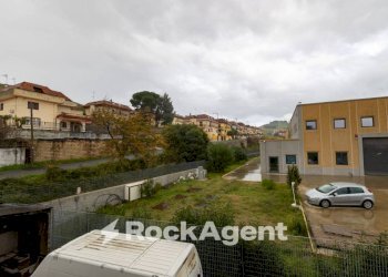 Trilocale via Conti di Loritello, 9/B, Catanzaro - foto 34