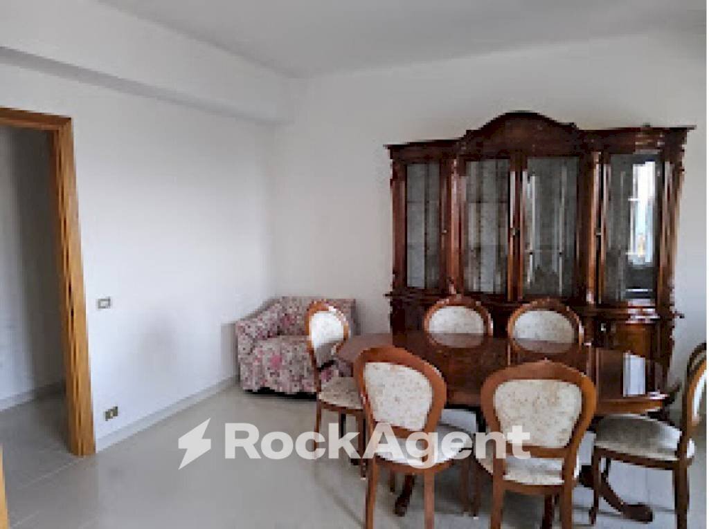 Appartamento viale degli Ulivi, Caulonia - foto 1