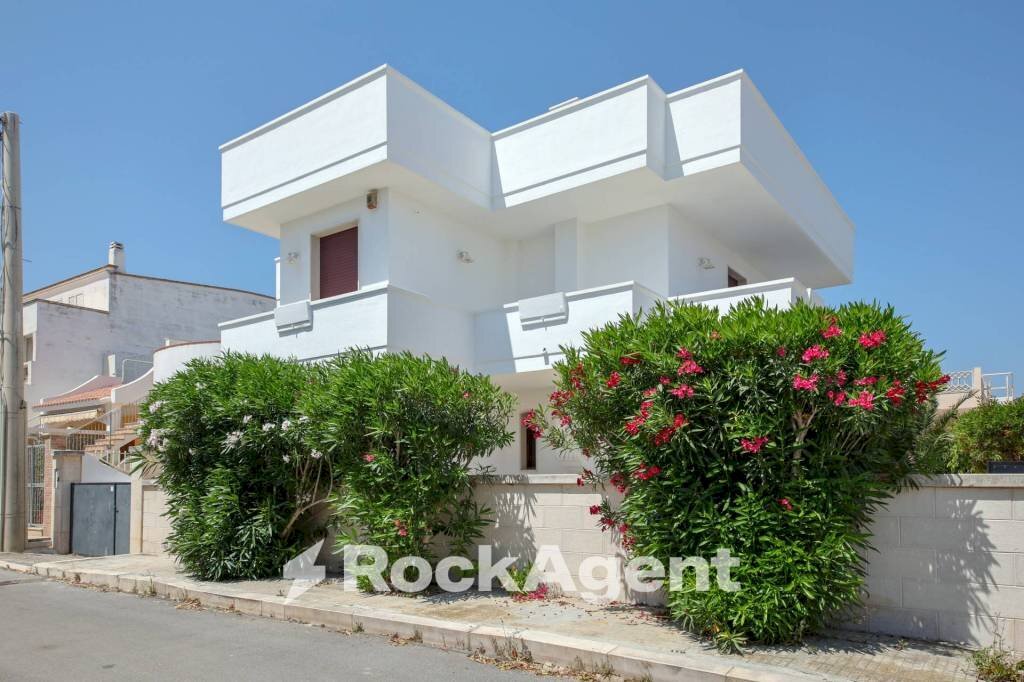 Villa via Venere, 37, Carovigno - photo 2
