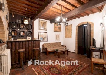 Stabile - Palazzo strada Comunale di Catignano, Gambassi Terme - foto 23