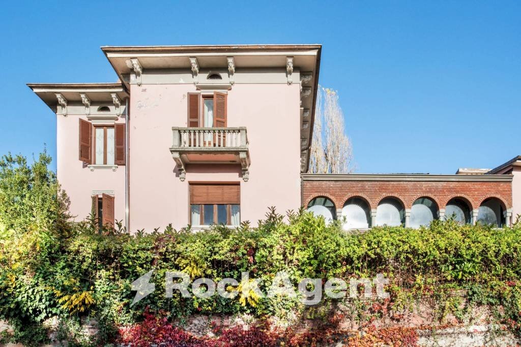 Facciata - Villa via IV Novembre, 5, Varzi - foto 2