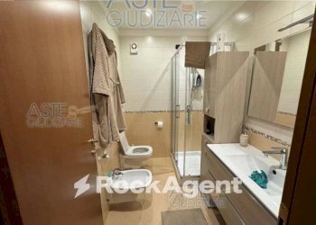 Three-room apartment via Francesco Eugenio Silvestri, 13, Bari - photo 5