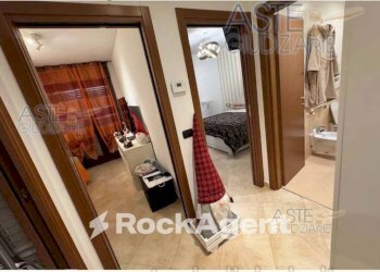 Three-room apartment via Francesco Eugenio Silvestri, 13, Bari - photo 7