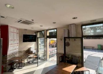 Negozio via Montello, 4, Cambiago - foto 1