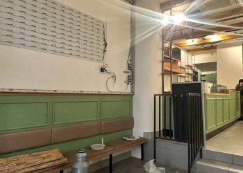 Interno non residenziale - Shop via Ugo Bassi, Bologna (neighborhood Centro Storico) - photo 3