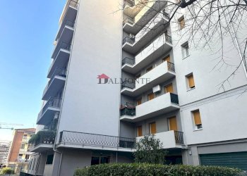 Facciata - Appartamento viale Antonio Gramsci, Modena (zona Crocetta) - foto 10