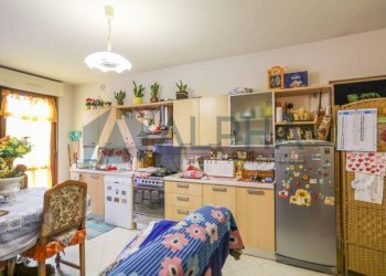 Cucina - Appartamento via Sibilla Aleramo, Mercato Saraceno - foto 3