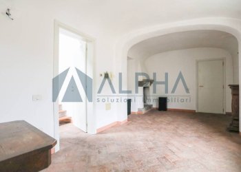 Ingresso - Quadrilocale via Giuseppe Garibaldi, Dovadola - foto 3