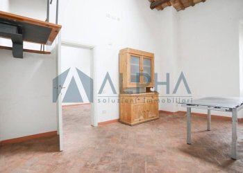 Ingresso - Quadrilocale via Giuseppe Garibaldi, Dovadola - foto 15