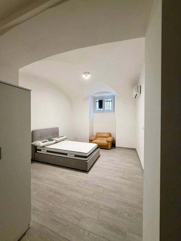 Camera da letto - Non-buildable land via Gaspare Spontini, Roma - photo 1