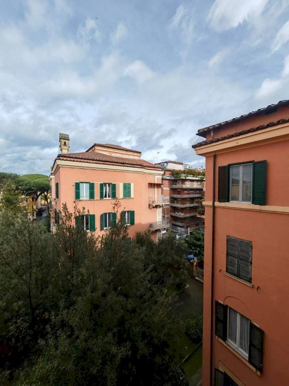 Vista - Three-room apartment viale Guglielmo Massaia, 65, Roma - photo 2