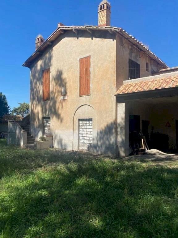 Facciata - Rustico via dei Faggi, Ladispoli - foto 2