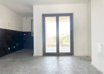 Soggiorno - Appartamento via Leonardo Mellano, Roma - foto 2