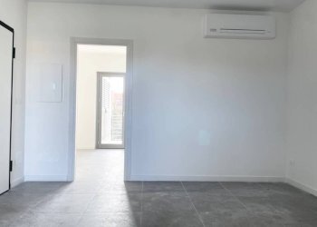 Soggiorno - Appartamento via Leonardo Mellano, Roma - foto 3