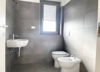 Bagno - Appartamento via Leonardo Mellano, Roma - foto 11