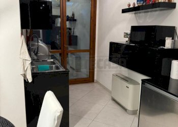 WhatsApp Image 2026-01-12 at 14.58.06 (4).jpeg - Quadrilocale Via Giulio Cesare 2, Desenzano del Garda - foto 3