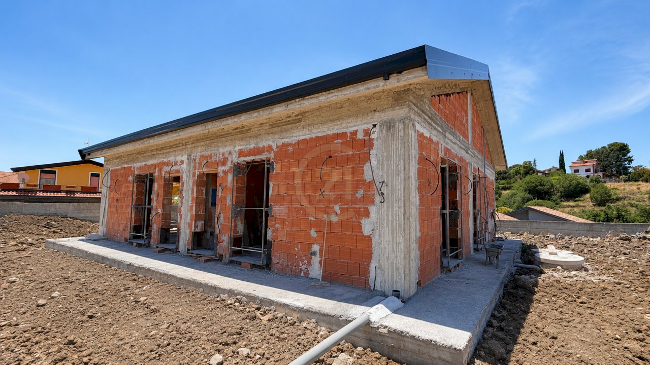 Prospetto esterno - Villa Via Aristotele 14, Mascalucia - photo 2