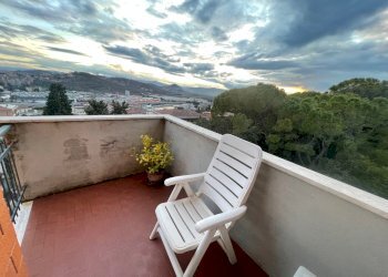 TERRAZZINO - Quadrilocale Via Fratelli Rosselli 4, frazione Ellera, Corciano - foto 7