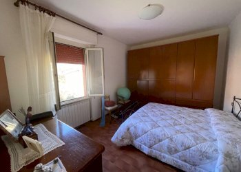 CAMERA DA LETTO 3 - Quadrilocale Via Fratelli Rosselli 4, frazione Ellera, Corciano - foto 28