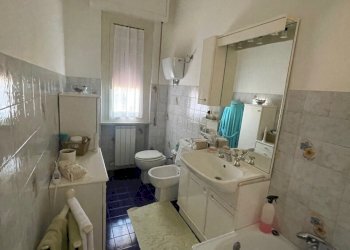 bagno - Quadrilocale Via Fratelli Rosselli 4, frazione Ellera, Corciano - foto 29