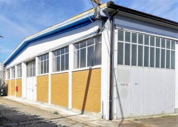 IMG_20190405_104809.jpg - Locale Commerciale Via Don Pietro Giordano, Orbassano - foto 13