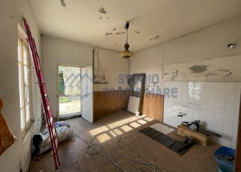 IMG_7710.JPG - Rustico Taggia - foto 8