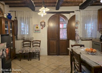 06.jpg - Porzione di casa Vocabolo I Cucchi 41, Castiglione del Lago - foto 6