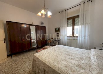 camera da letto - Appartamento Via Giacomo Leopardi 55, Grosseto - foto 17