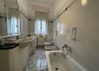 bagno - Appartamento Via Giacomo Leopardi 55, Grosseto - foto 24