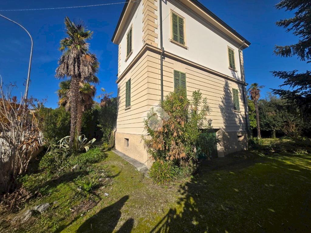 Rustic Viale Guglielmo Marconi, Russi - photo 2