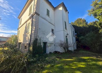 Rustic Viale Guglielmo Marconi, Russi - photo 4