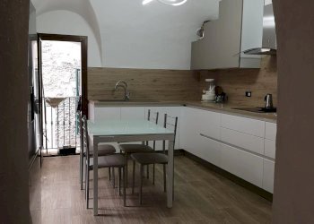 Historic Residence Via San Bernardo, Dolceacqua - photo 4