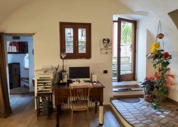 Historic Residence Via San Bernardo, Dolceacqua - photo 11