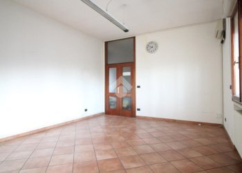 Three-room apartment Subborgo Federico Comandini, Cesena - photo 6