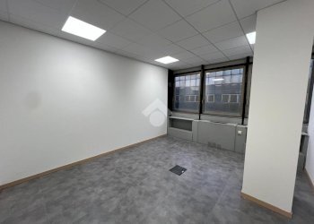 Ufficio Via Antonio Cechov, Milano (zona Gallaratese) - foto 14