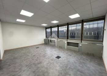 Ufficio Via Antonio Cechov, Milano (zona Gallaratese) - foto 23